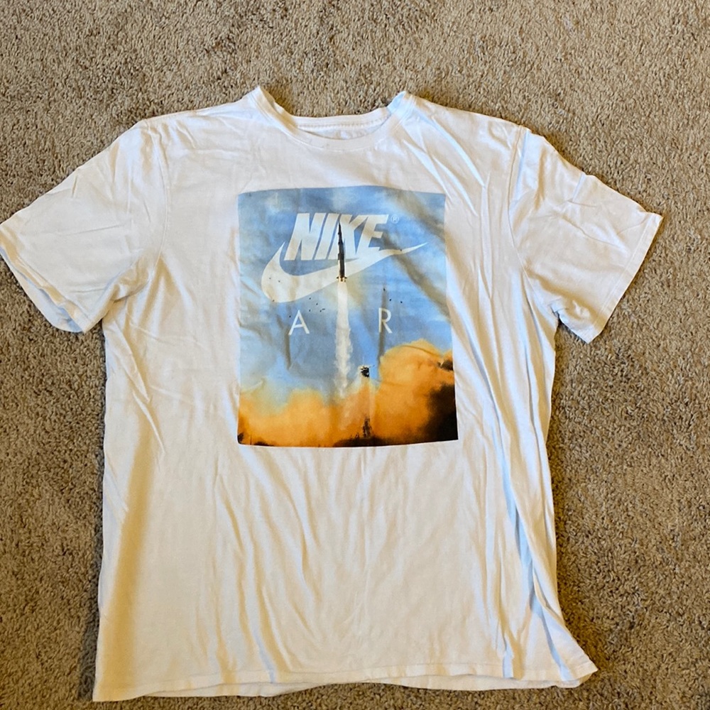 Men’s Nike Tee